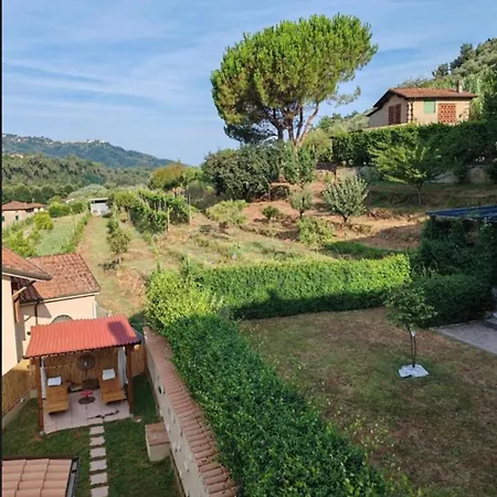 Tuscany Secret Garden In Versilia Holiday home *